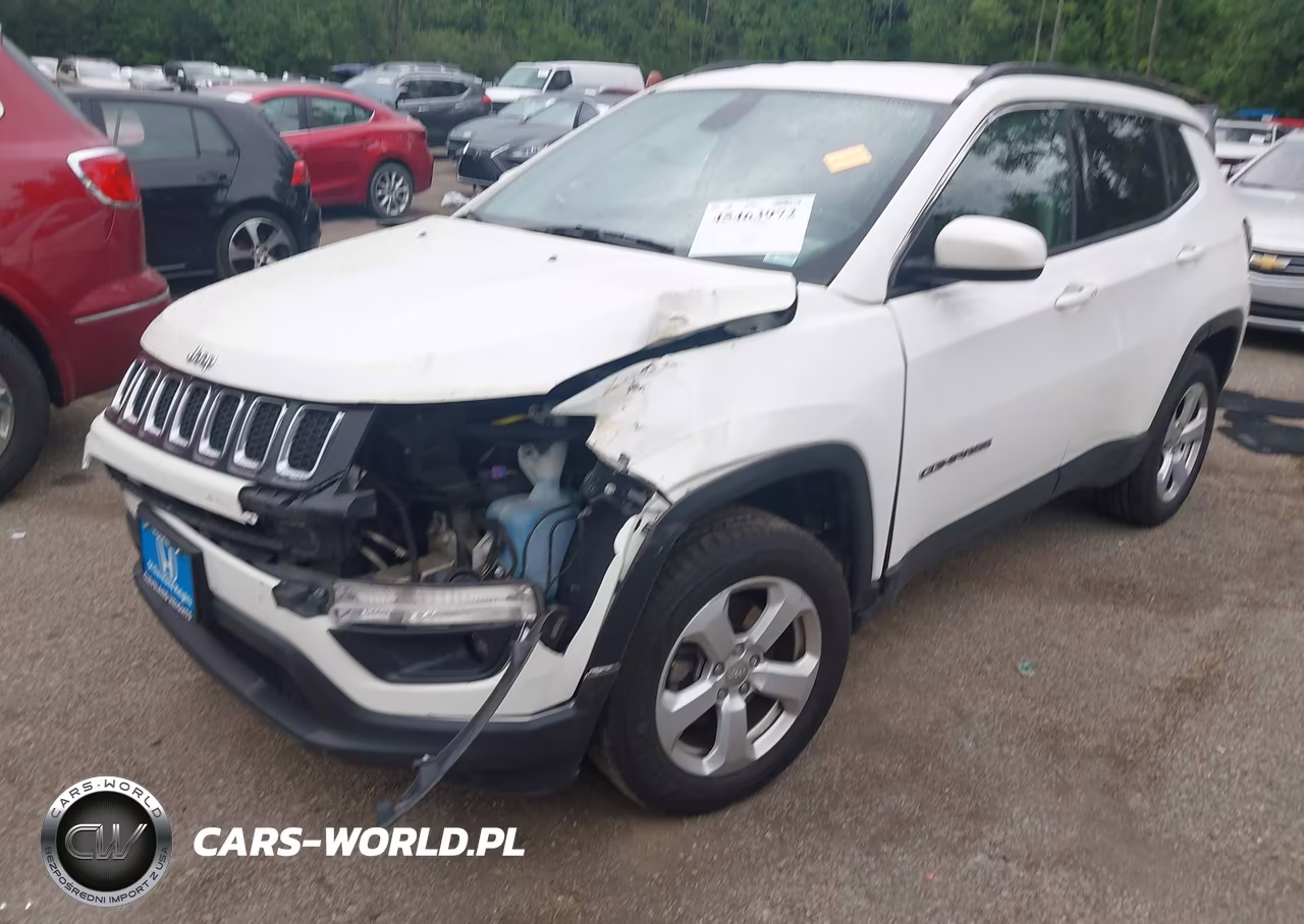 2018 Jeep Compass Latitude 4X4 VIN:3C4NJDBB1JT207218 - 2
