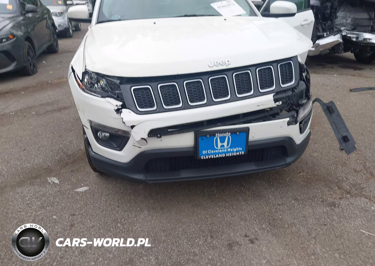 2018 Jeep Compass Latitude 4X4 VIN:3C4NJDBB1JT207218 - 6