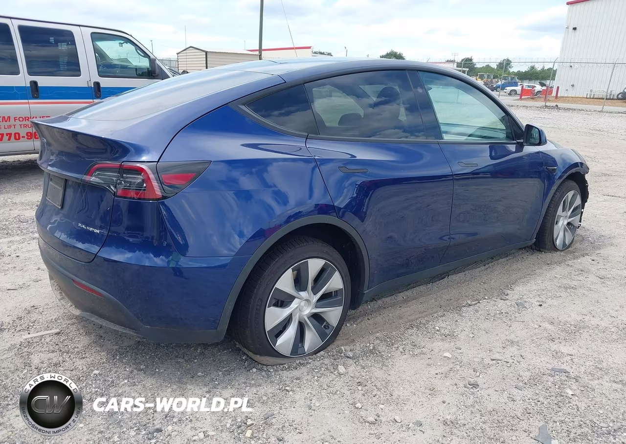 2023 Tesla Model Y Awd-Long Range Dual Motor All-Wheel Drive VIN:7SAYGDEE1PF874219 - 4
