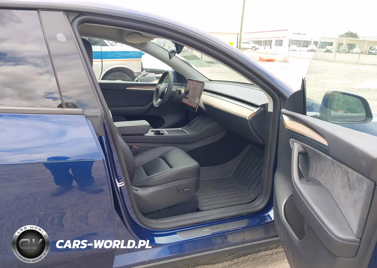 2023 Tesla Model Y Awd-Long Range Dual Motor All-Wheel Drive VIN:7SAYGDEE1PF874219 - 5