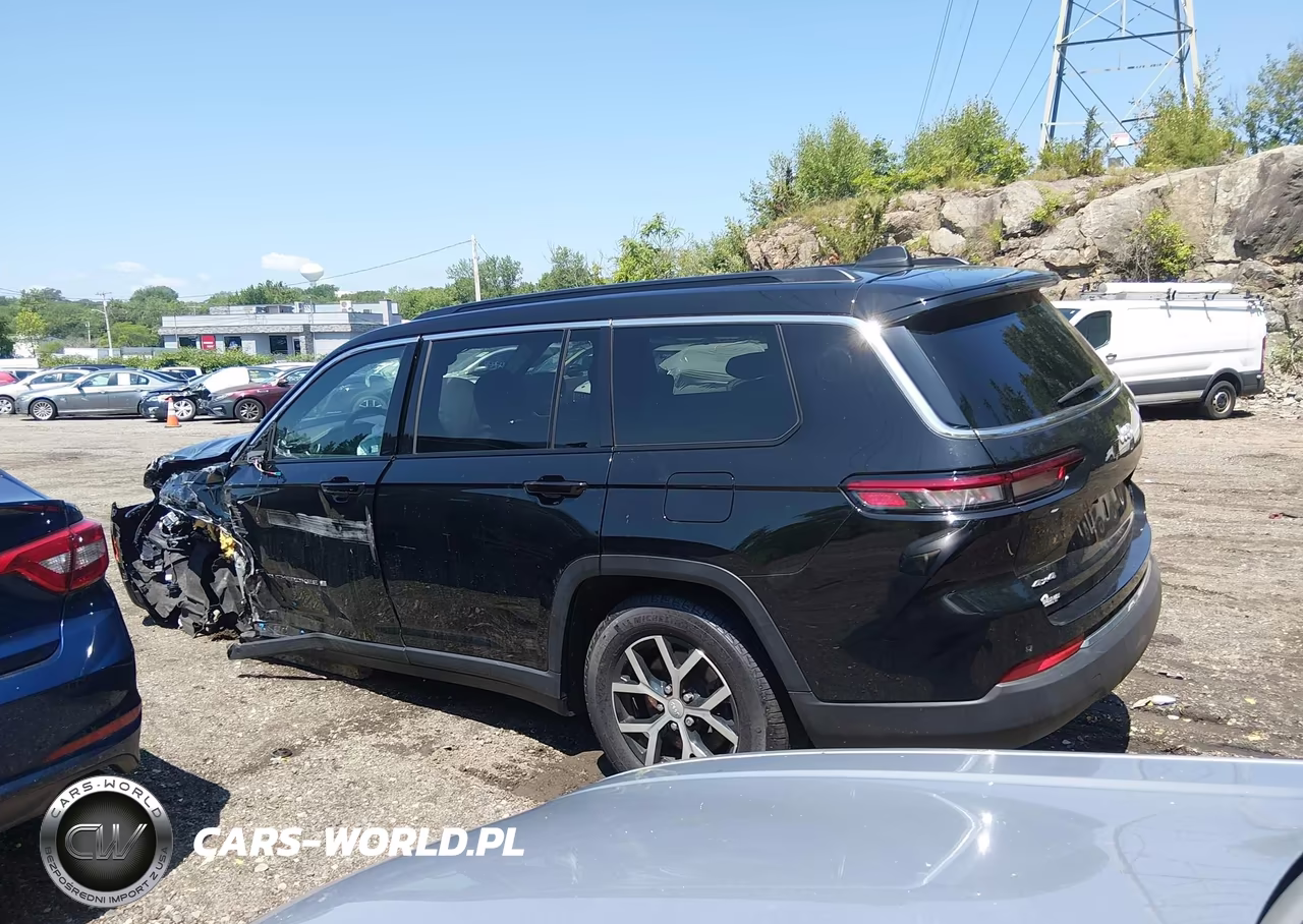 2025 Jeep Grand Cherokee L Limited 4X4 VIN:1C4RJKBG4S8688860 - 14