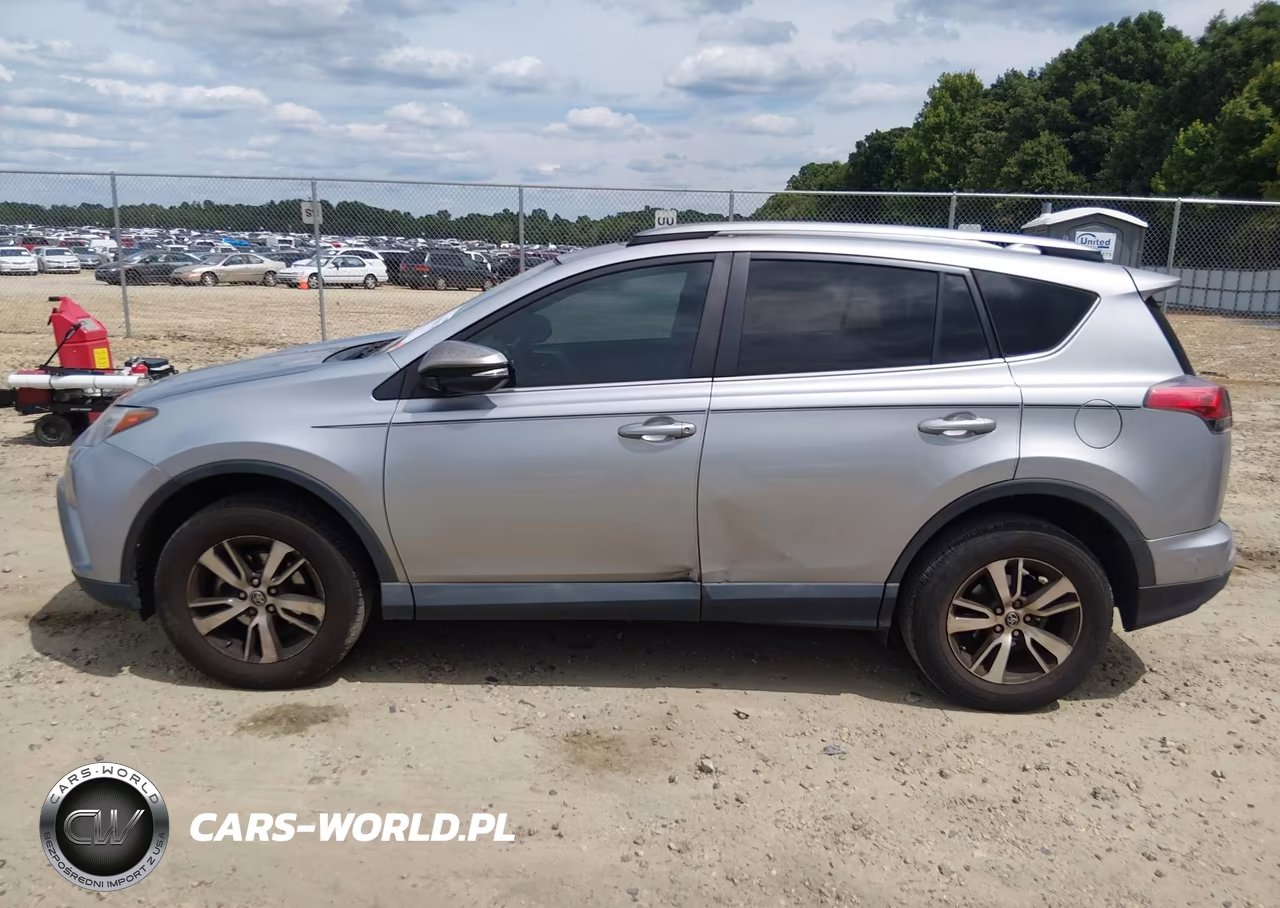 2018 Toyota Rav4 Xle VIN:2T3WFREV6JW470743 - 14