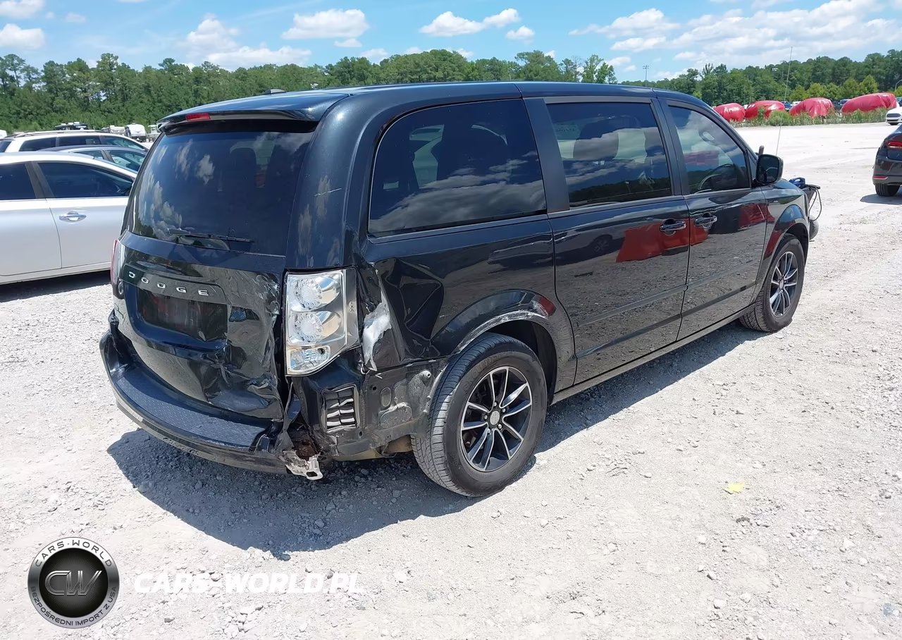 2017 Dodge Grand Caravan Se Plus VIN:2C4RDGBG4HR601623 - 4