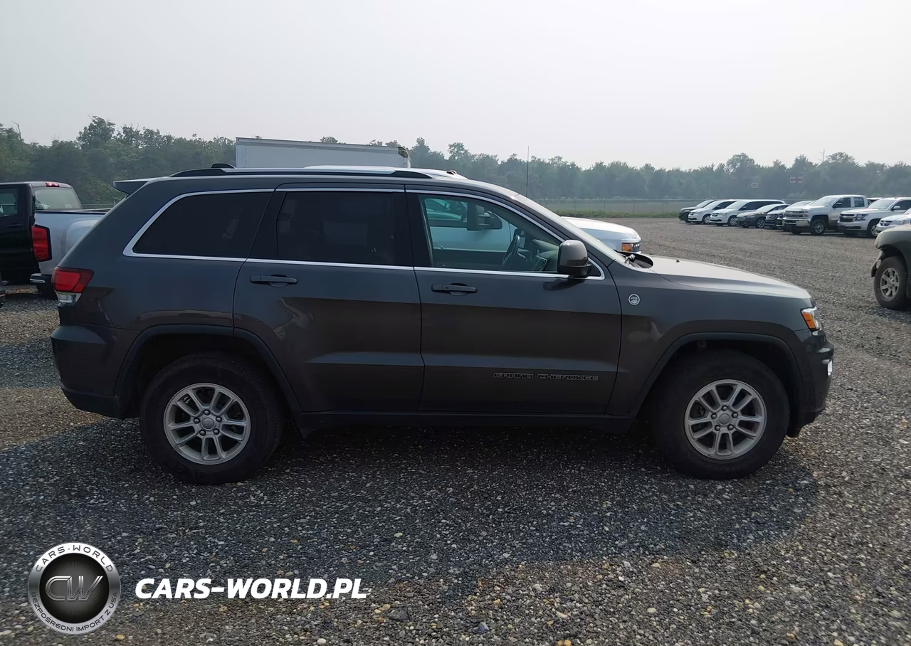 2020 Jeep Grand Cherokee Laredo E 4X4 VIN:1C4RJFAG3LC193931 - 14