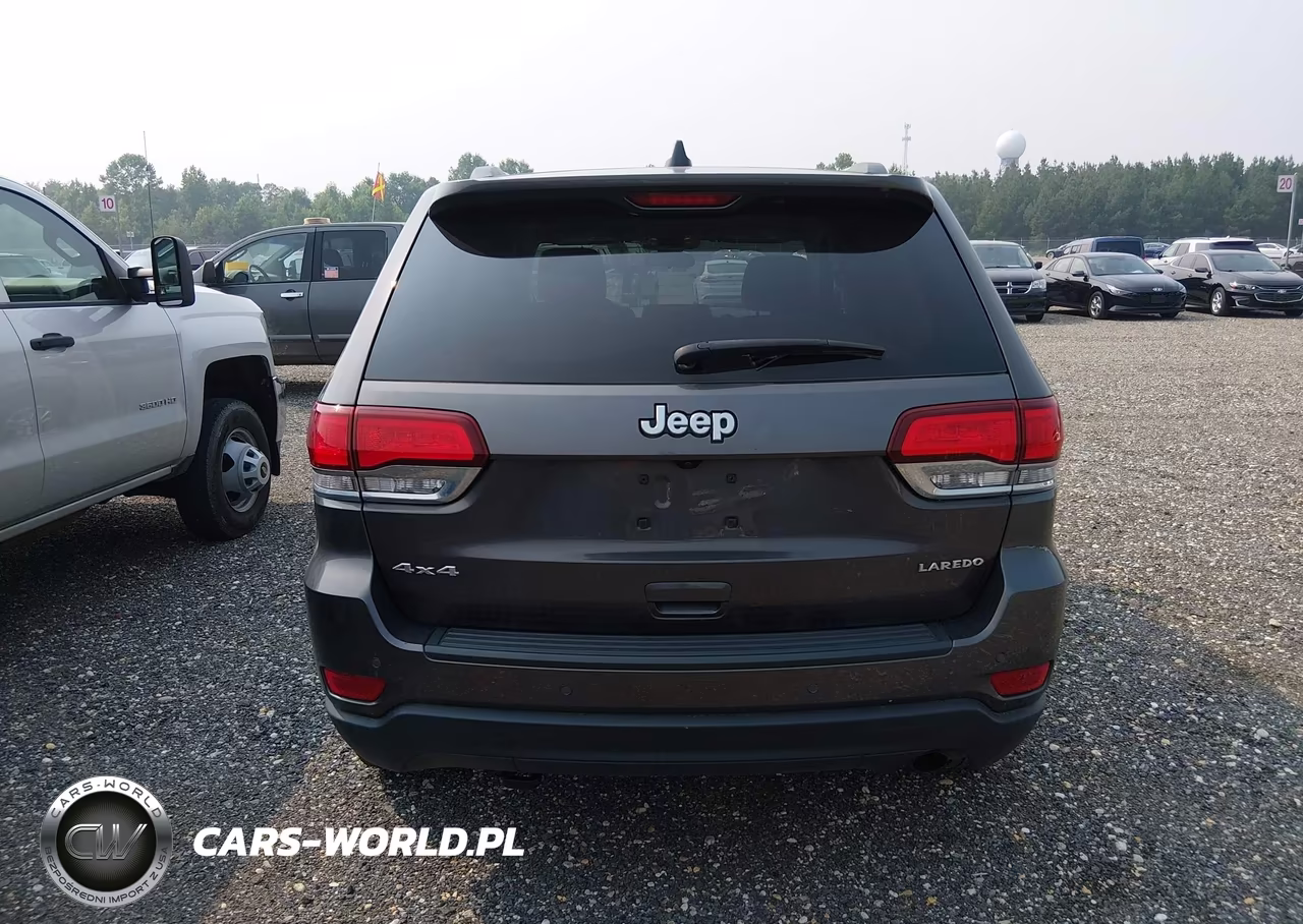 2020 Jeep Grand Cherokee Laredo E 4X4 VIN:1C4RJFAG3LC193931 - 17