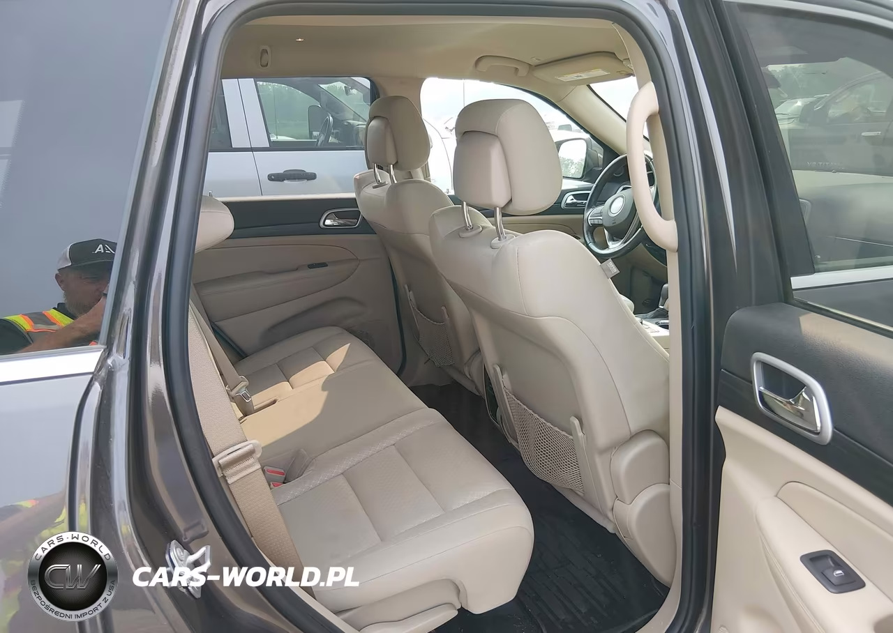 2020 Jeep Grand Cherokee Laredo E 4X4 VIN:1C4RJFAG3LC193931 - 8