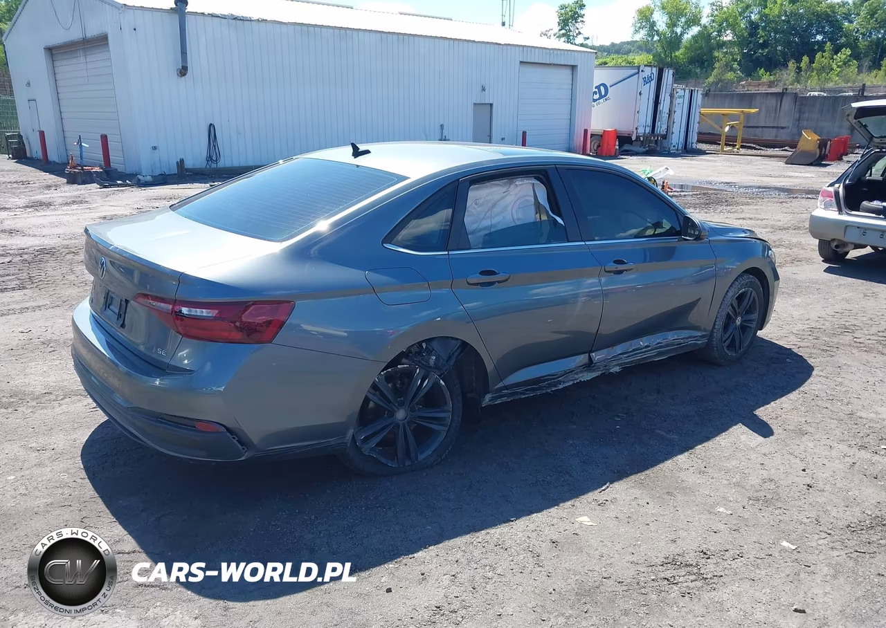 2022 Volkswagen Jetta 1.5T Se VIN:3VW7M7BU4NM023763 - 4
