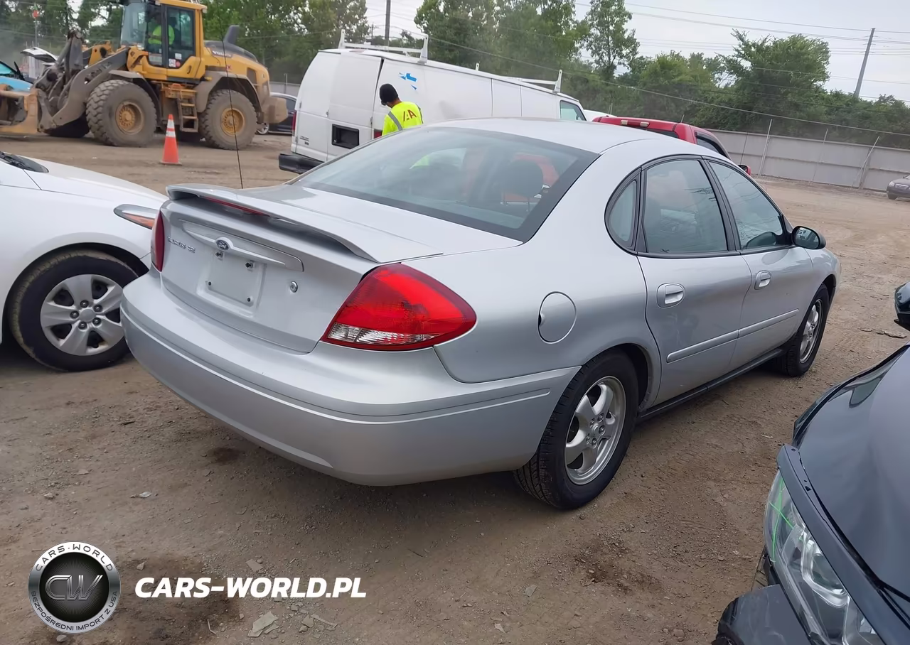 2005 Ford Taurus Se VIN:1FAFP53205A299593 - 4