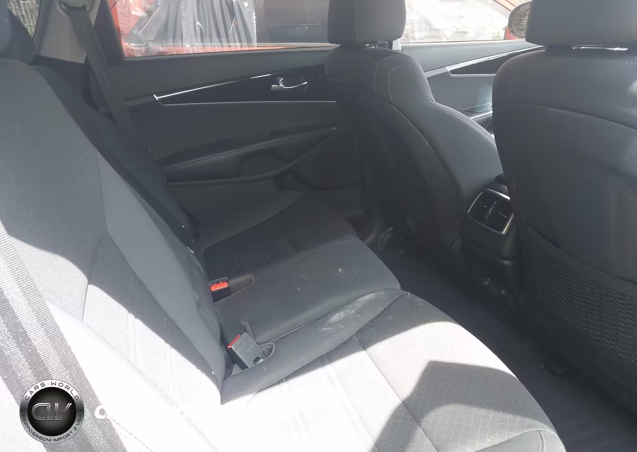 2020 Kia Sorento 2.4L Lx VIN:5XYPG4A30LG682354 - 8