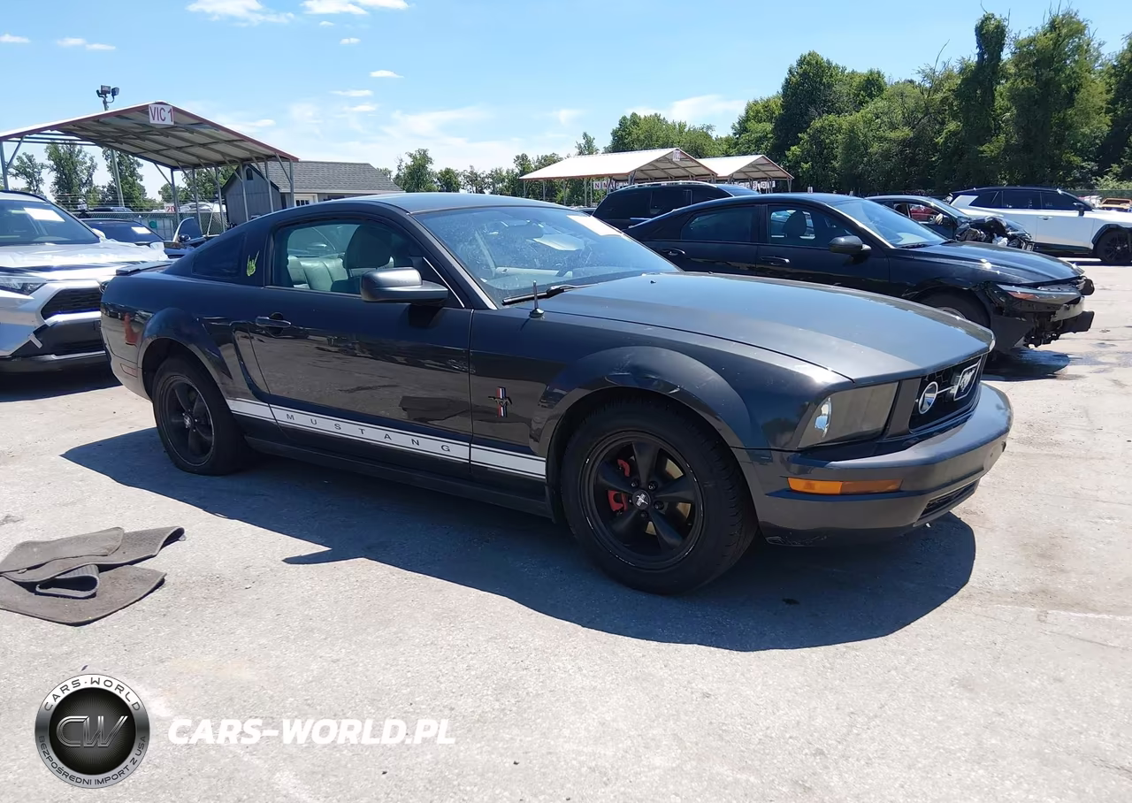2007 Ford Mustang V6 Deluxe-V6 Premium