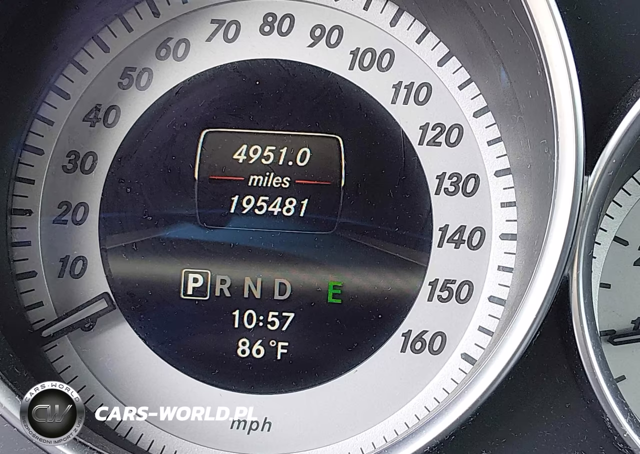 2013 Mercedes-Benz C 300 Sport 4Matic VIN:WDDGF8AB2DA878496 - 16