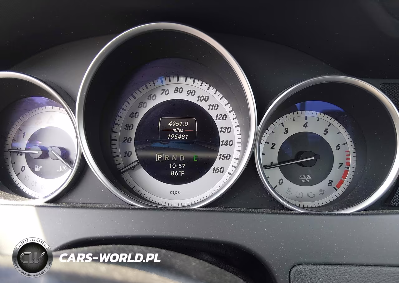2013 Mercedes-Benz C 300 Sport 4Matic VIN:WDDGF8AB2DA878496 - 7