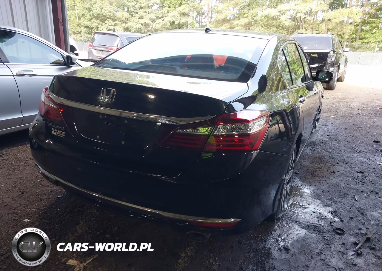 2017 Honda Accord Ex-L VIN:1HGCR2F81HA133398 - 4