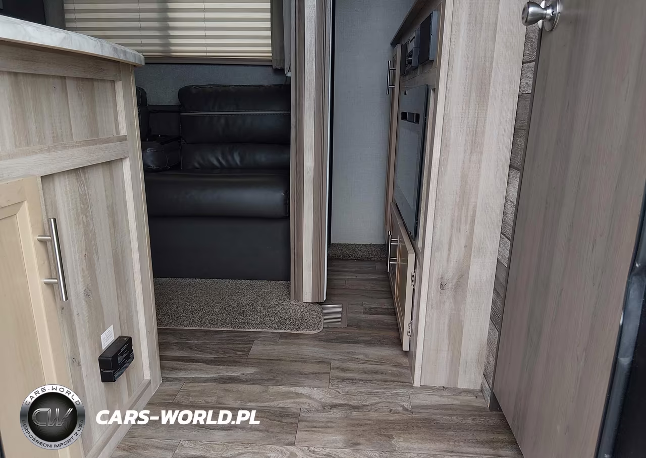2021 Coachmen Catalina 323Bhdsck VIN:5ZT2CAXB5MX020026 - 5