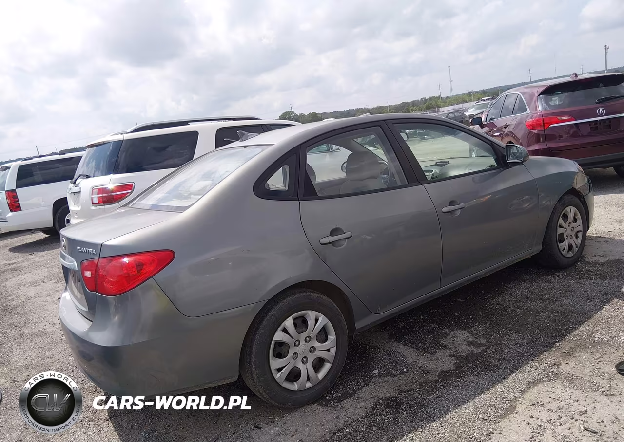2010 Hyundai Elantra Gls VIN:KMHDU4AD5AU111907 - 4
