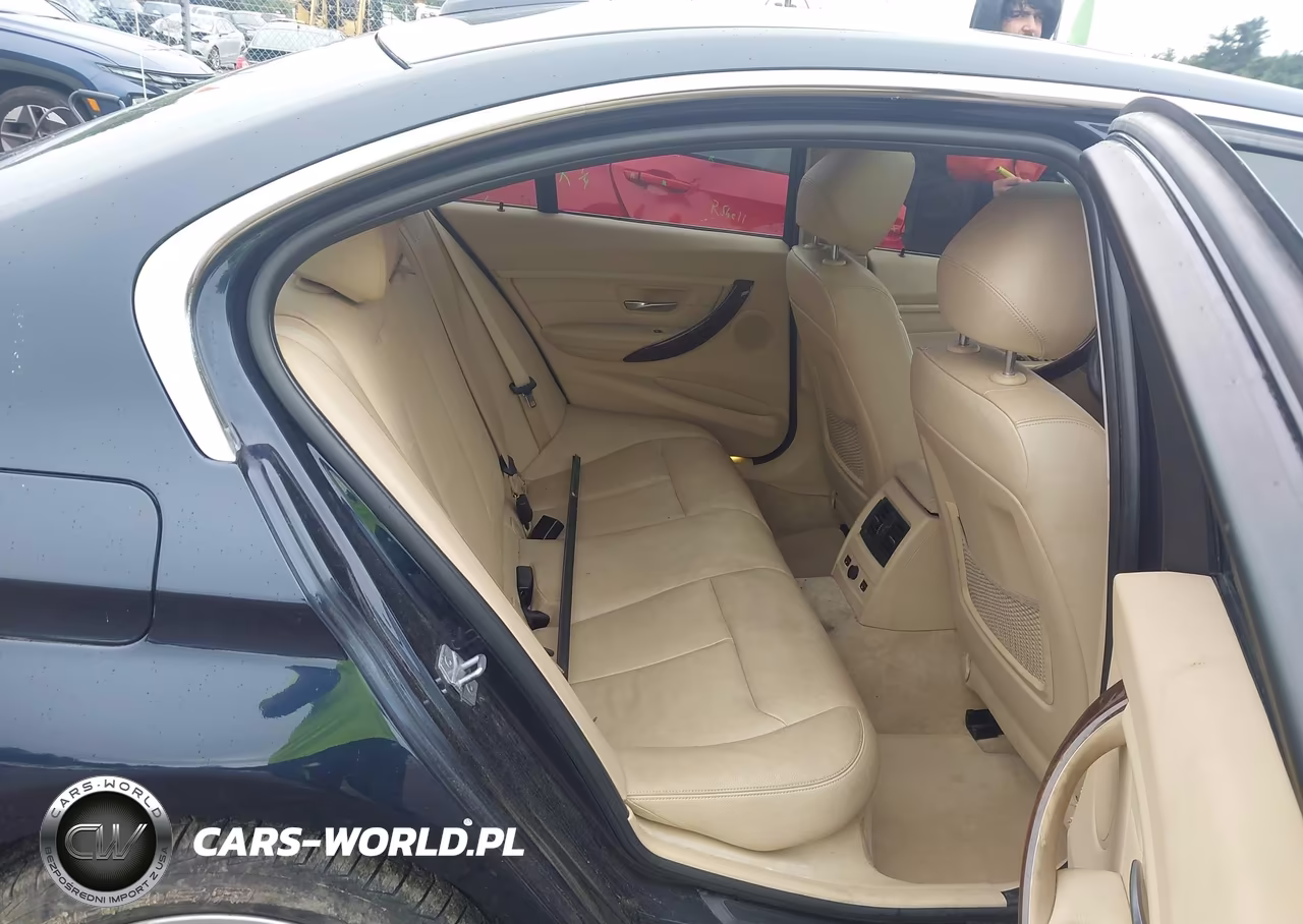 2014 BMW 328I xDrive VIN:WBA3B3G58ENR82023 - 8