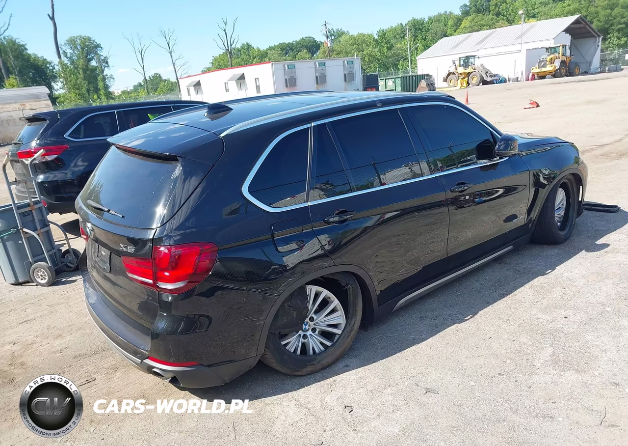 2017 BMW X5 xDrive35I VIN:5UXKR0C35H0V75242 - 4