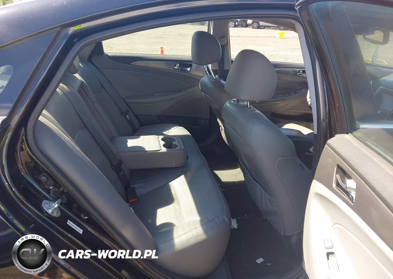 2013 Hyundai Sonata Hybrid Limited VIN:KMHEC4A40DA070793 - 8