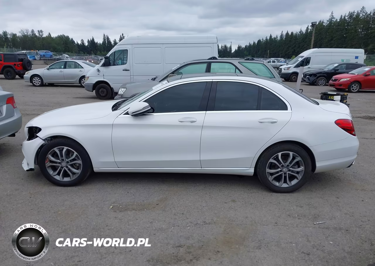 2017 Mercedes-Benz C 300 4Matic VIN:55SWF4KB8HU204944 - 14