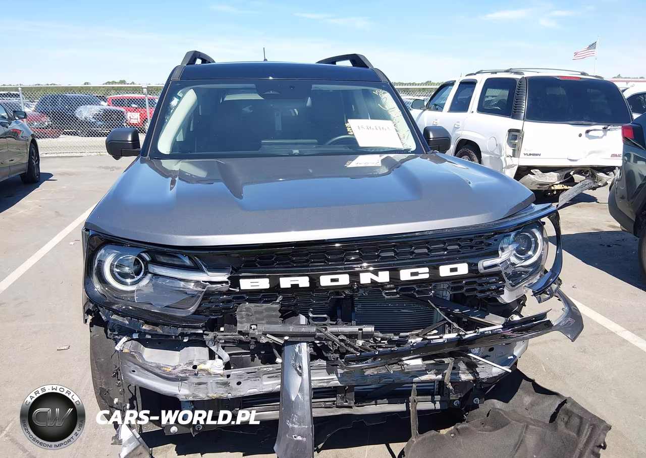 2025 Ford Bronco Sport Outer Banks VIN:3FMCR9CN8SRE85243 - 13