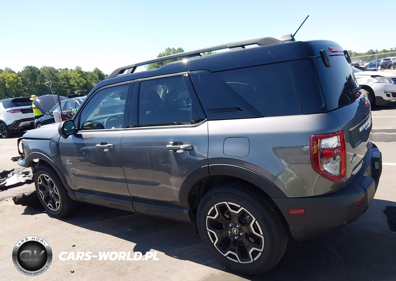 2025 Ford Bronco Sport Outer Banks VIN:3FMCR9CN8SRE85243 - 15