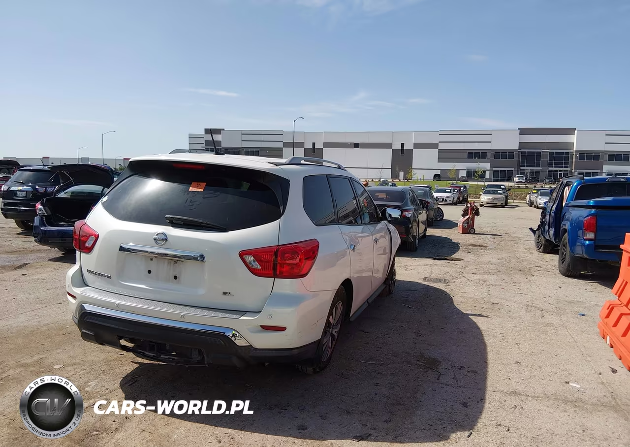 2017 Nissan Pathfinder Sl VIN:5N1DR2MN1HC632617 - 4