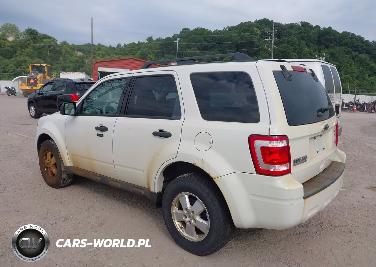 2012 Ford Escape Xlt VIN:1FMCU0DG7CKB71101 - 3