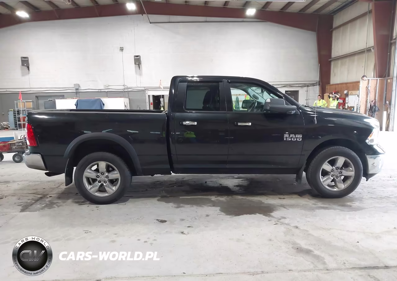 2015 Ram 1500 Big Horn VIN:1C6RR7GM7FS670518 - 13