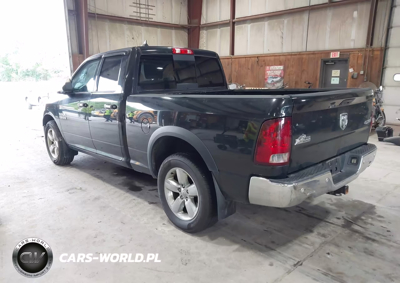 2015 Ram 1500 Big Horn VIN:1C6RR7GM7FS670518 - 3