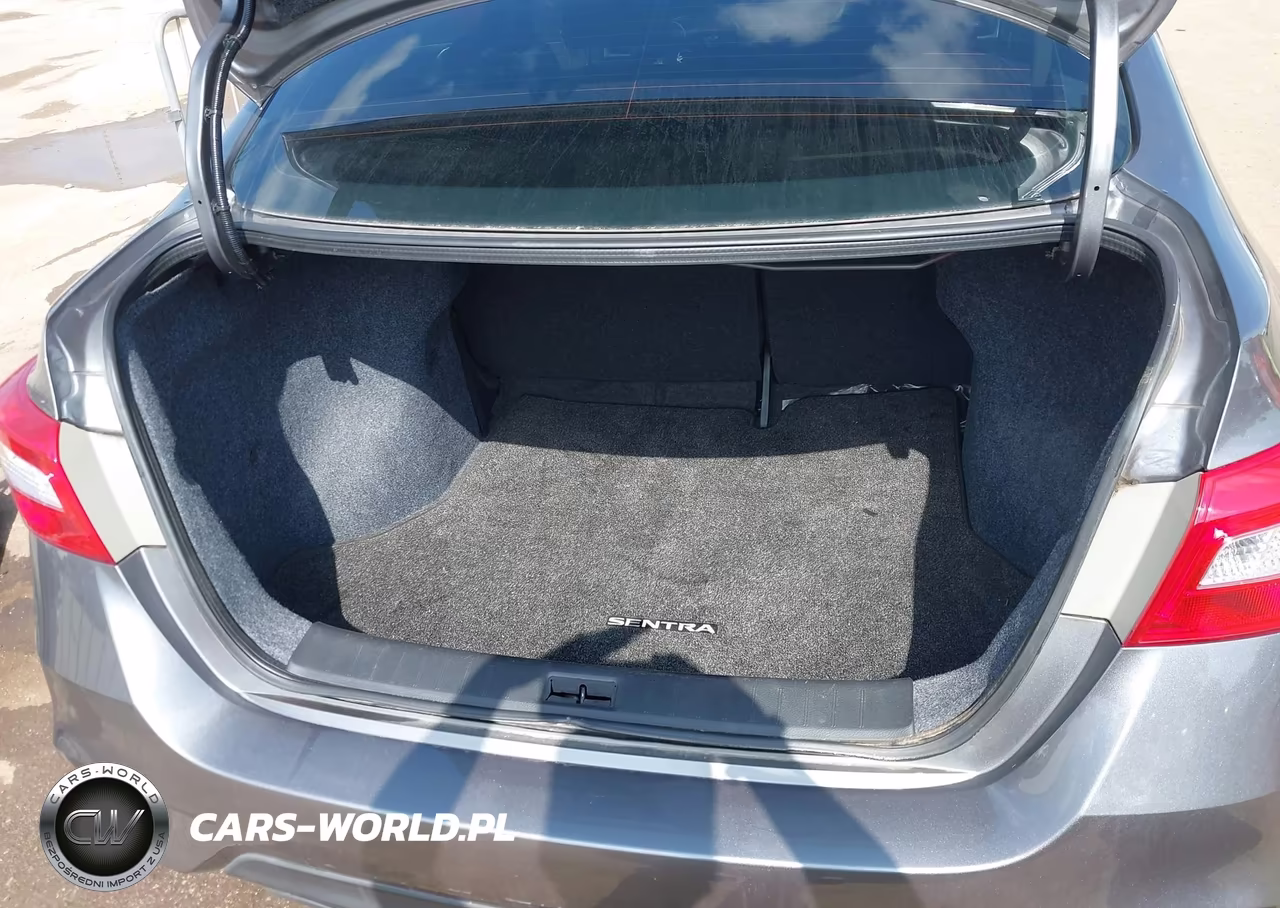 2019 Nissan Sentra Sr VIN:3N1AB7AP3KY315230 - 18