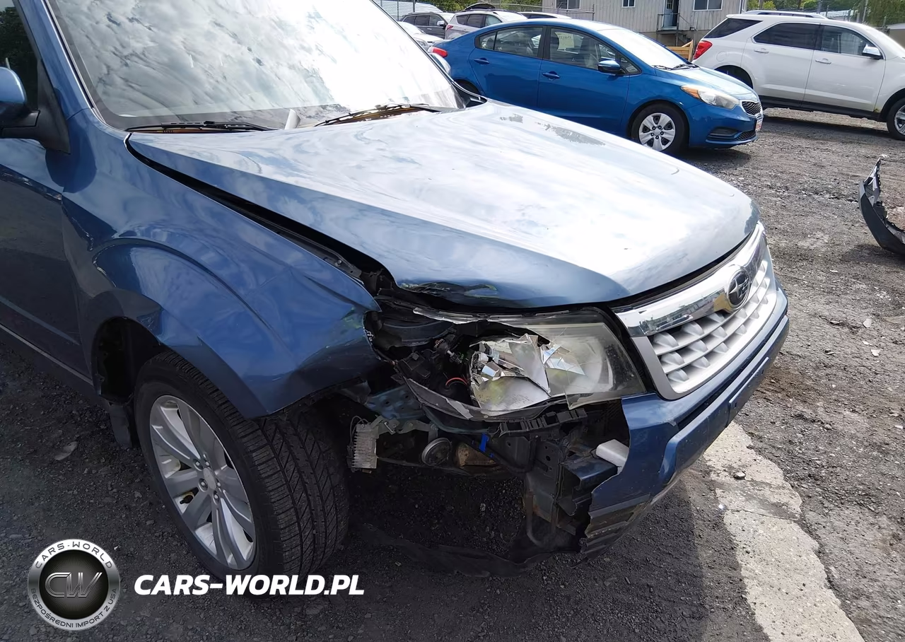 2012 Subaru Forester 2.5X Premium VIN:JF2SHADC8CH440387 - 6