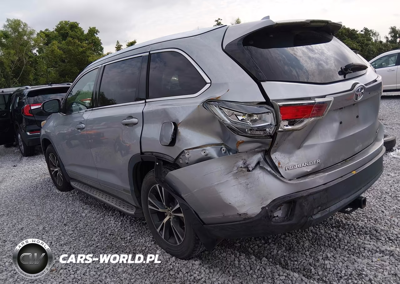 2016 Toyota Highlander Xle V6 VIN:5TDKKRFH8GS124464 - 3