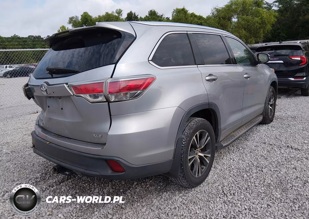 2016 Toyota Highlander Xle V6 VIN:5TDKKRFH8GS124464 - 4