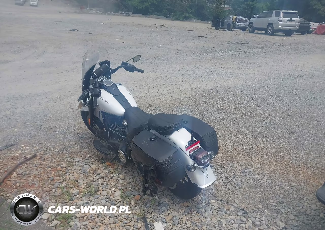2025 Harley-Davidson Flhc VIN:1HD1YA914SB026041 - 3