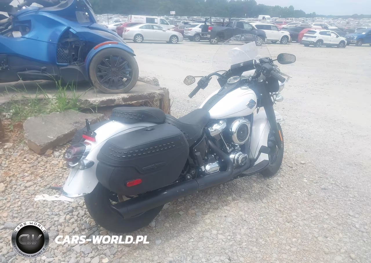 2025 Harley-Davidson Flhc VIN:1HD1YA914SB026041 - 4