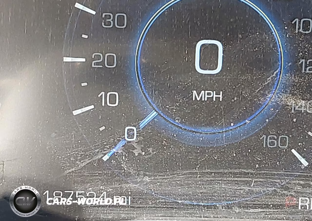 2018 Cadillac Escalade Premium Luxury VIN:1GYS4CKJ9JR296616 - 15