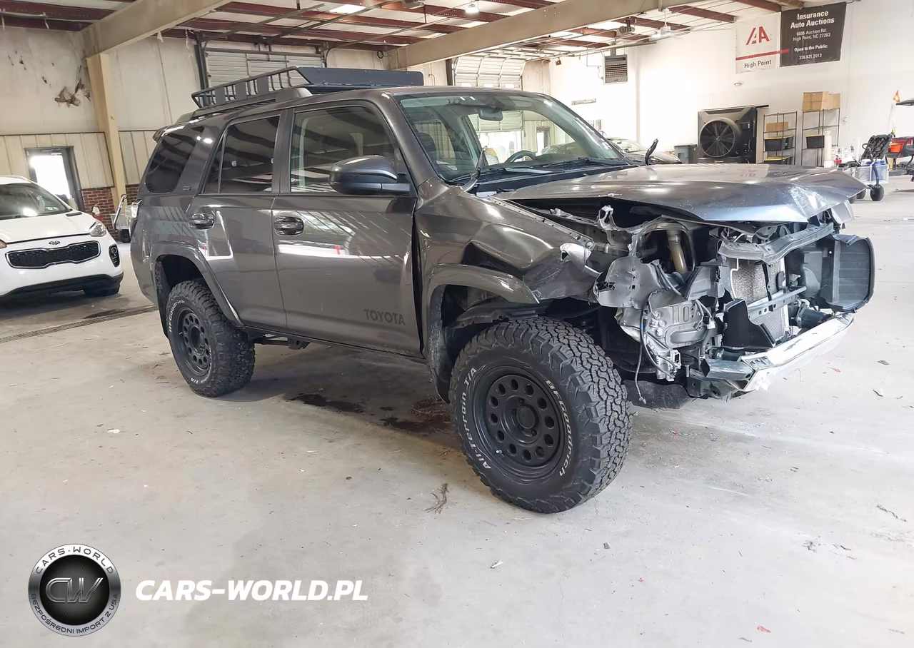 2017 Toyota 4Runner Sr5