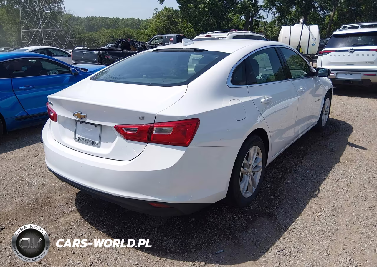 2016 Chevrolet Malibu 1Lt VIN:1G1ZE5ST9GF340924 - 4