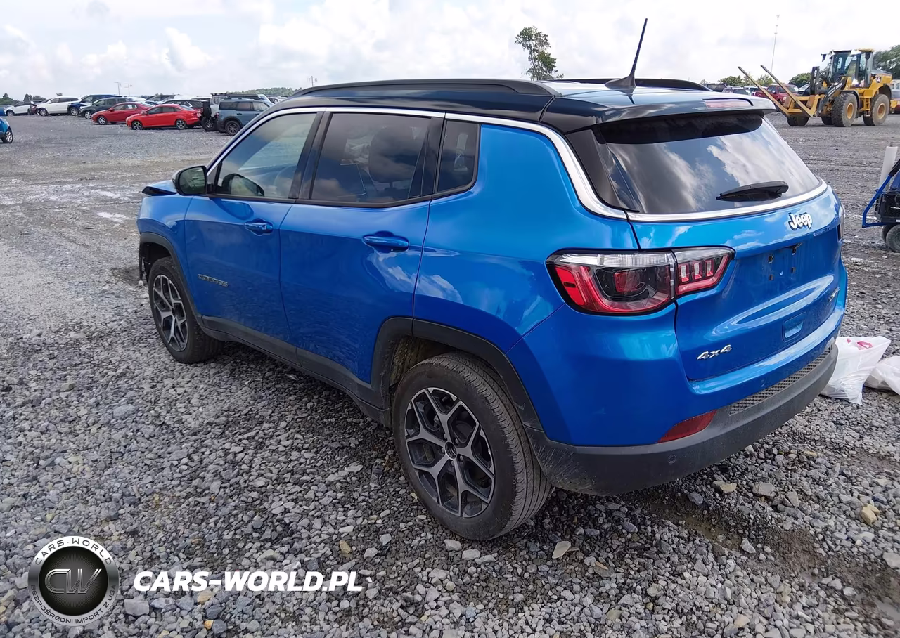 2025 Jeep Compass Limited 4X4 VIN:3C4NJDCN2ST521387 - 3