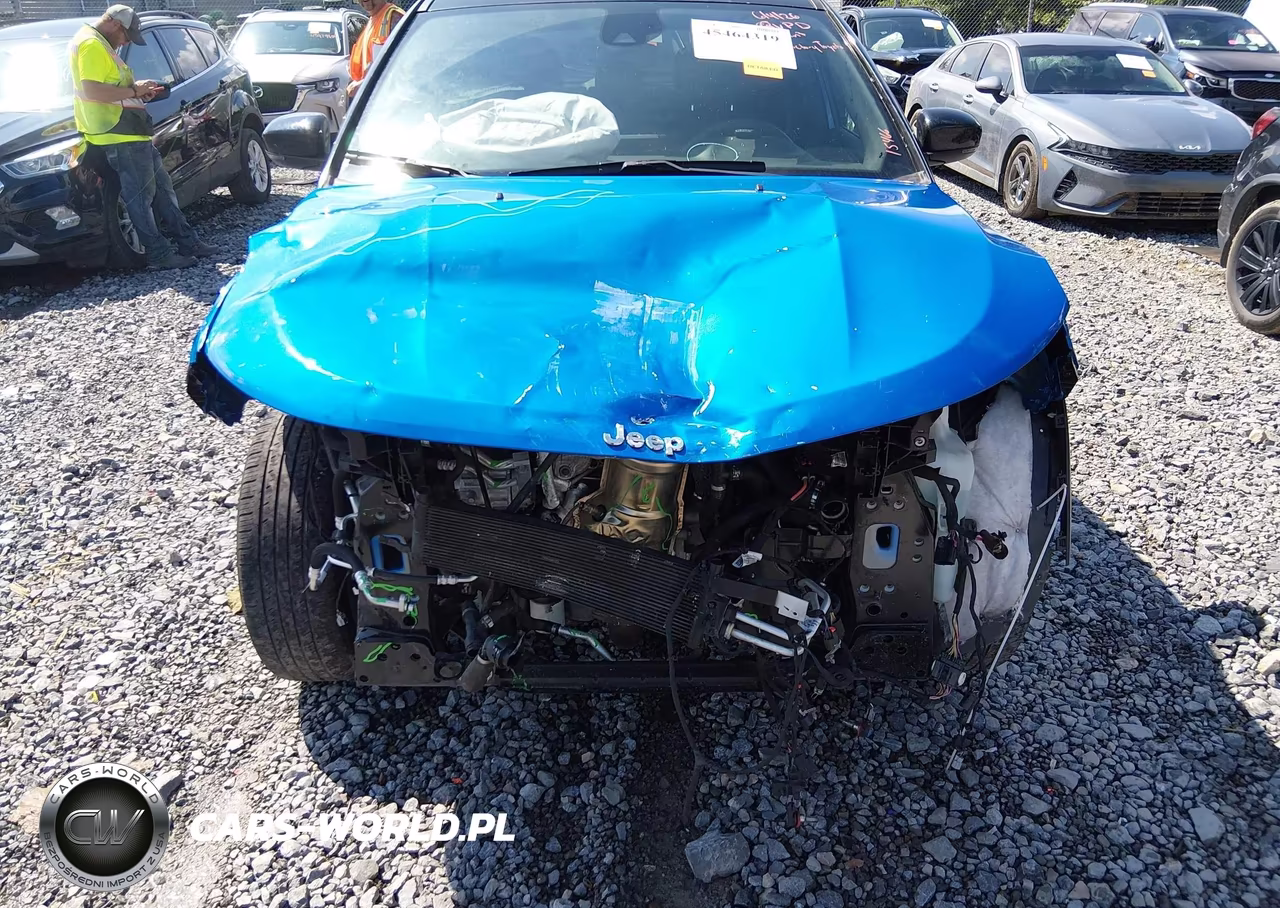 2025 Jeep Compass Limited 4X4 VIN:3C4NJDCN2ST521387 - 6