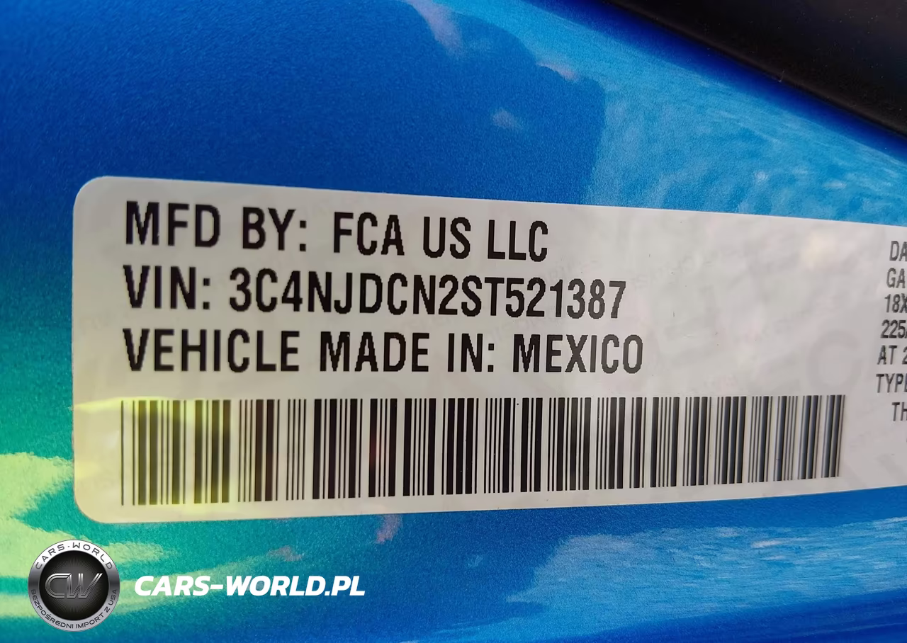 2025 Jeep Compass Limited 4X4 VIN:3C4NJDCN2ST521387 - 9