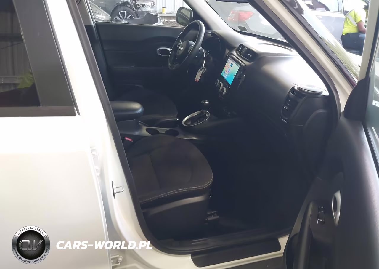 2018 Kia Soul VIN:KNDJN2A25J7605075 - 5