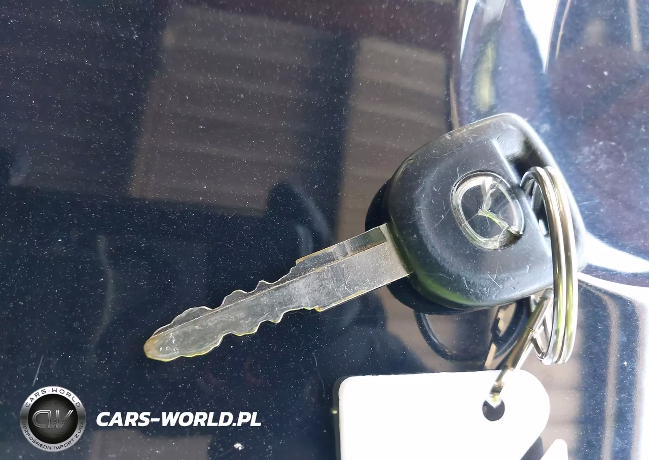 2007 Mazda Mazda3 I VIN:JM1BK32F171675852 - 11