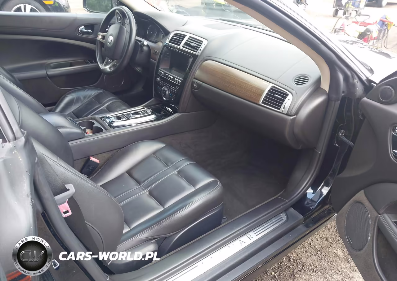 2013 Jaguar Xk Touring VIN:SAJWA4EB9DLB50514 - 5