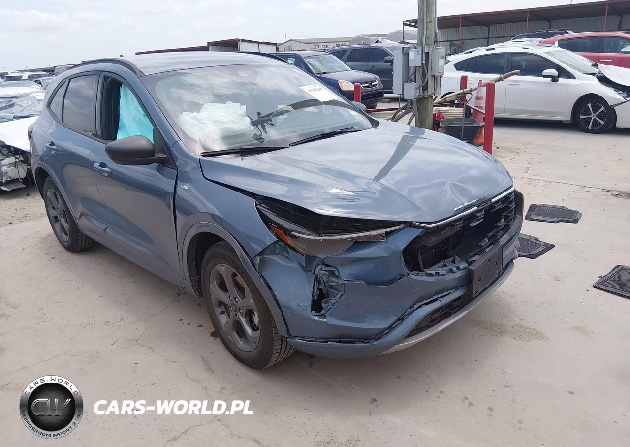 2024 Ford Escape St-Line – zdjęcie 1 z 16