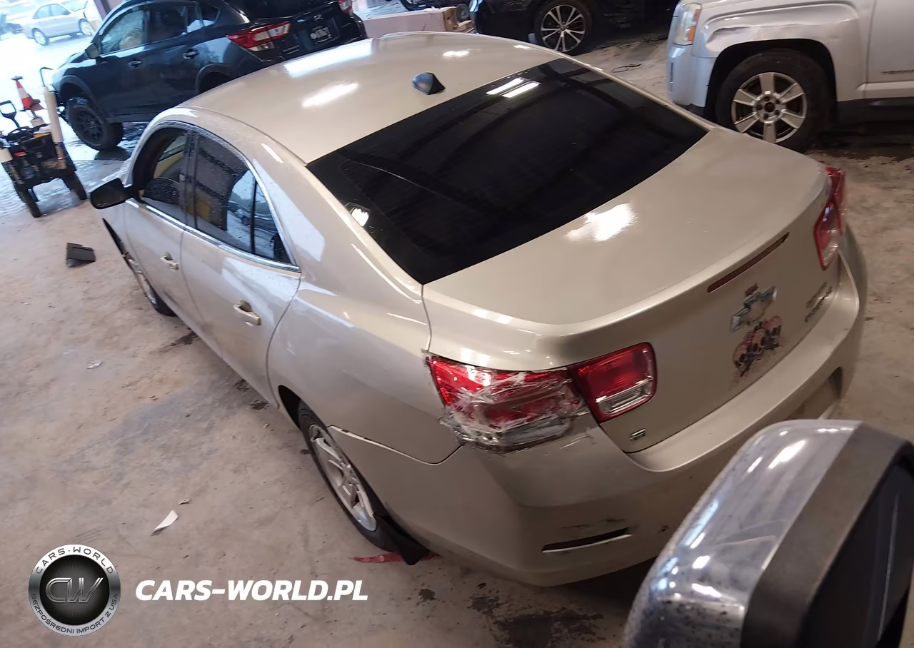 2014 Chevrolet Malibu 1Ls VIN:1G11B5SLXEF240432 - 3