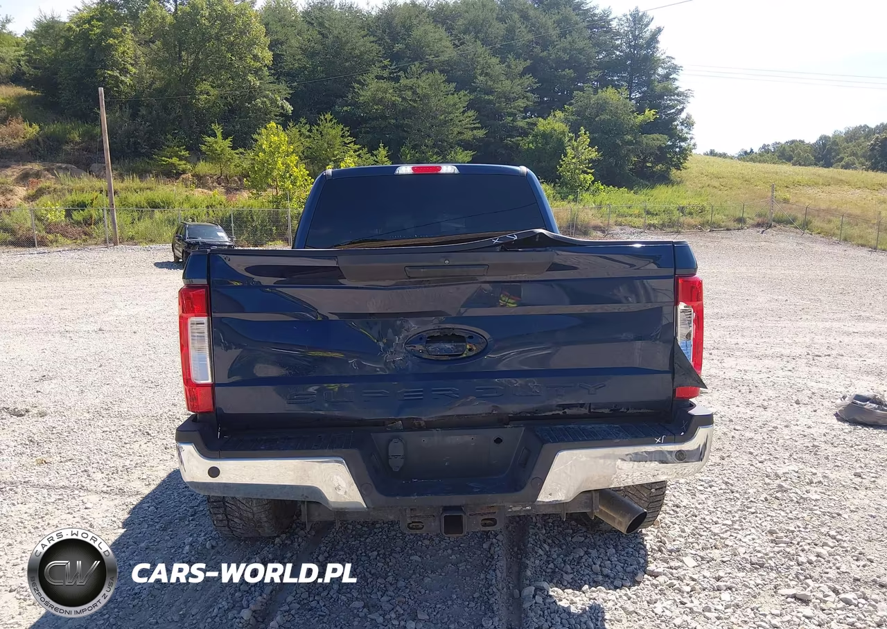 2017 Ford F-250 Xlt VIN:1FT7W2BT2HEC40083 - 17