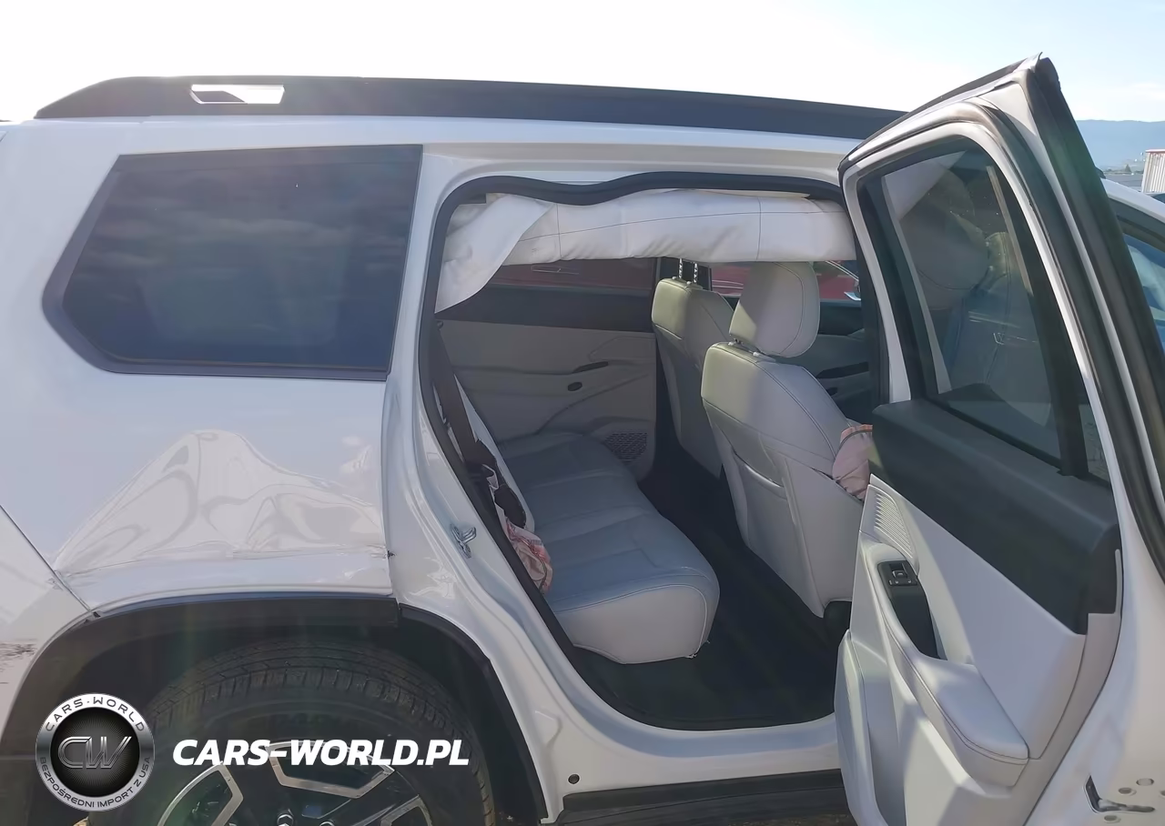2026 Jeep Cherokee Limited 4X4 VIN:3C4PJMB22TT204016 - 8