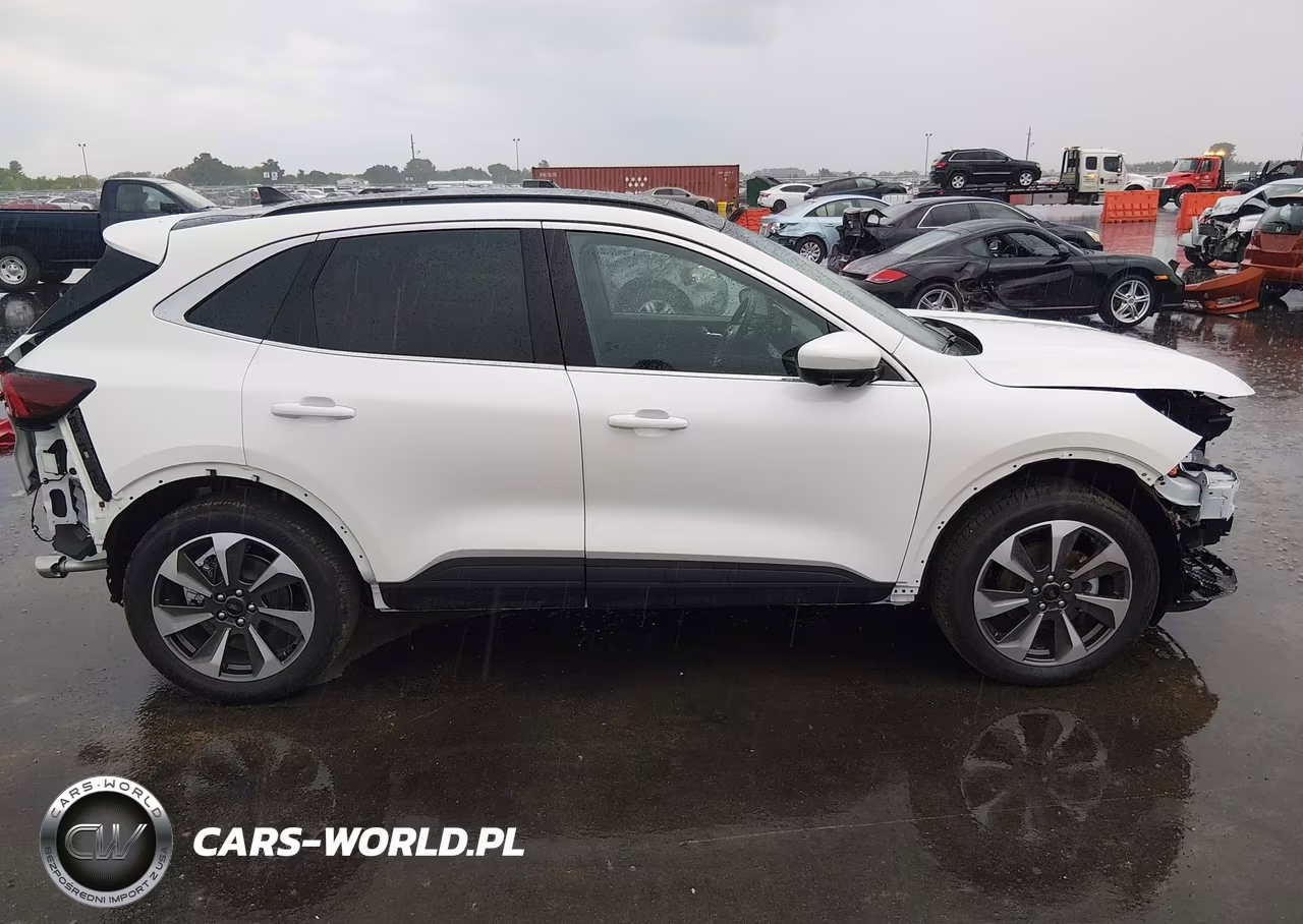 2025 Ford Escape Platinum VIN:1FMCU9JZ2SUA45810 - 14