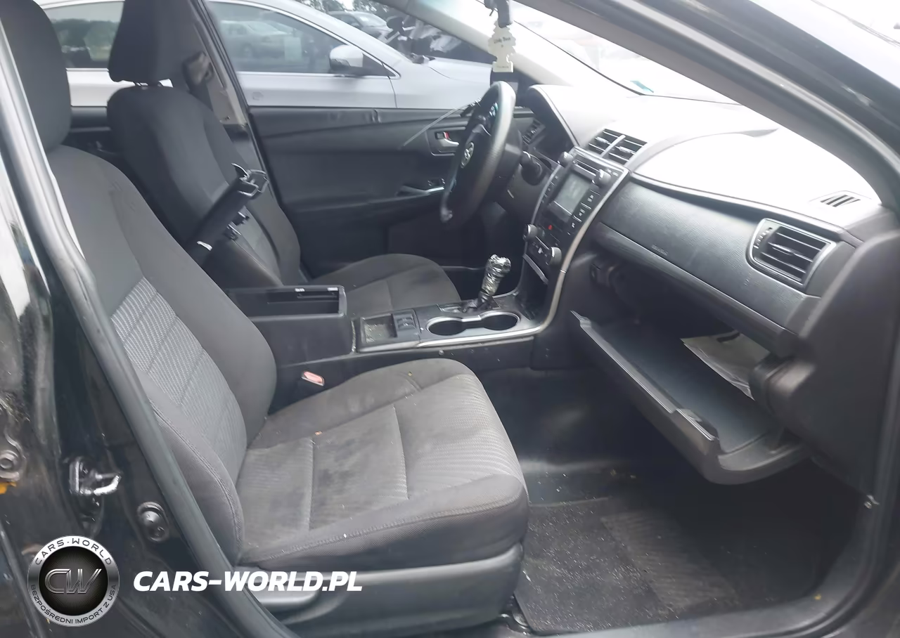 2015 Toyota Camry Hybrid Le VIN:4T1BD1FK8FU168509 - 5